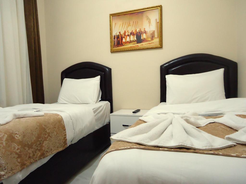 Tolga Hotel Istanbul Exteriör bild